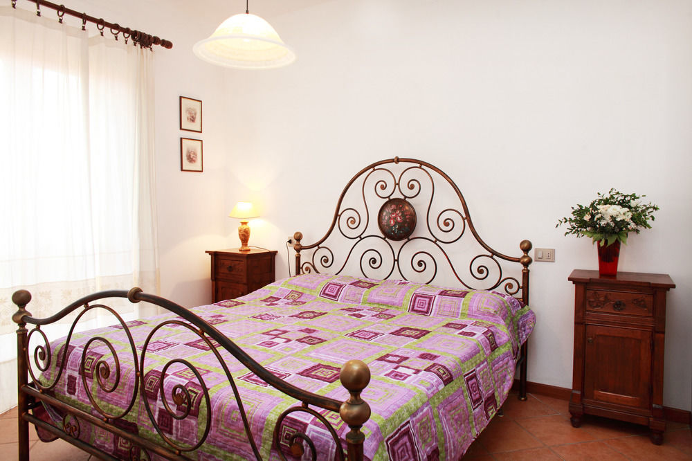 Appartamenti Ideal อิโซลา โรสซา ภายนอก รูปภาพ