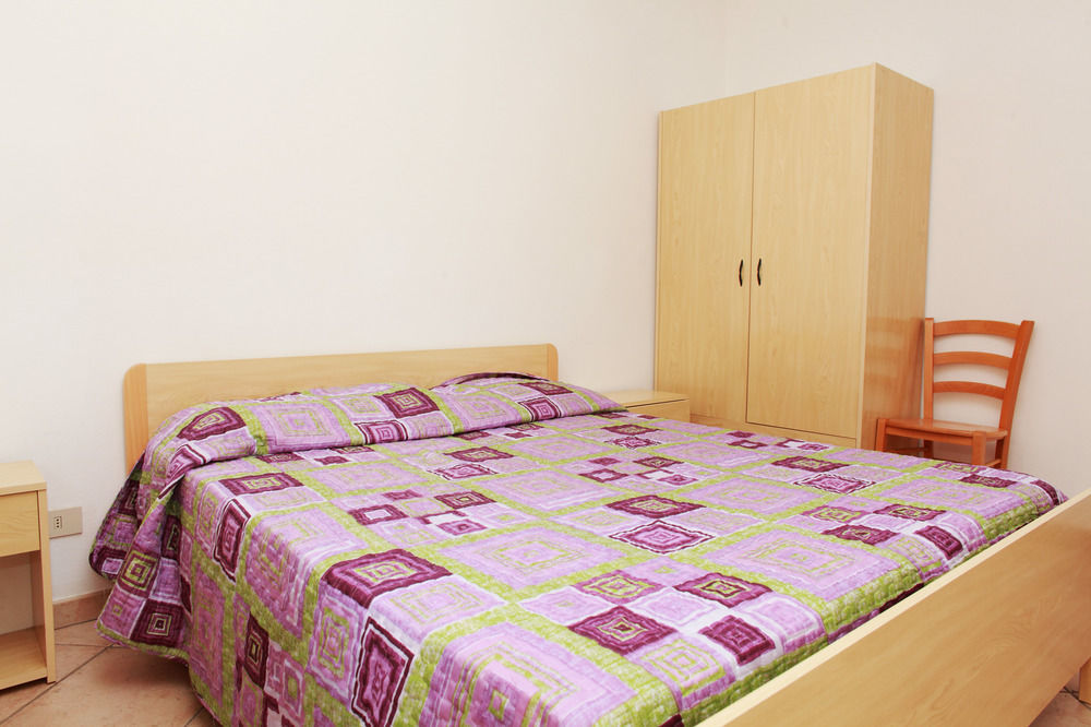 Appartamenti Ideal อิโซลา โรสซา ภายนอก รูปภาพ
